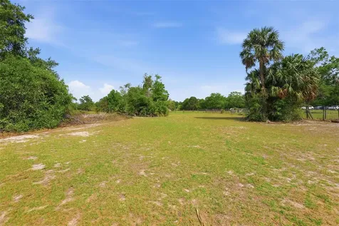 1026 W Beresford Road Deland FL 32720