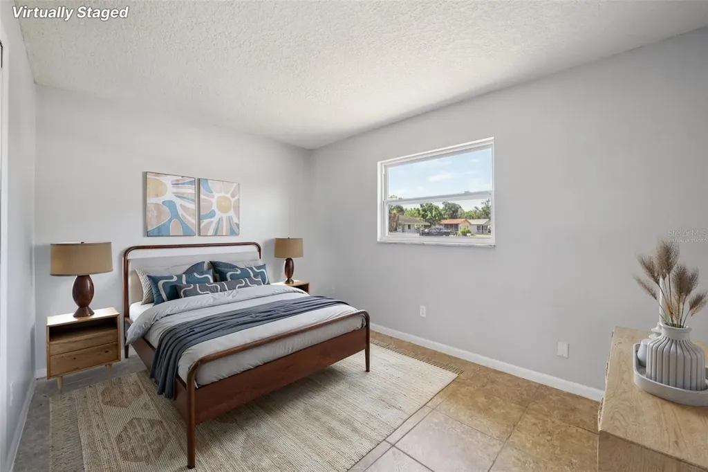 2313 Fleet Circle Orlando FL 32817