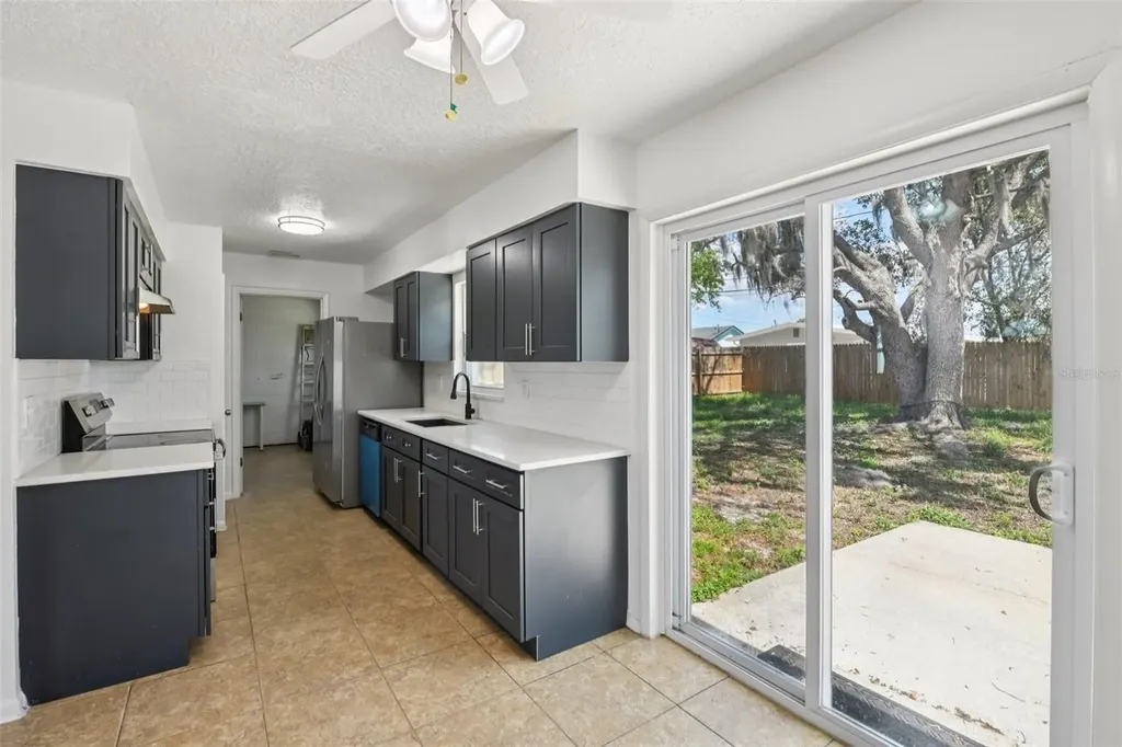 2313 Fleet Circle Orlando FL 32817