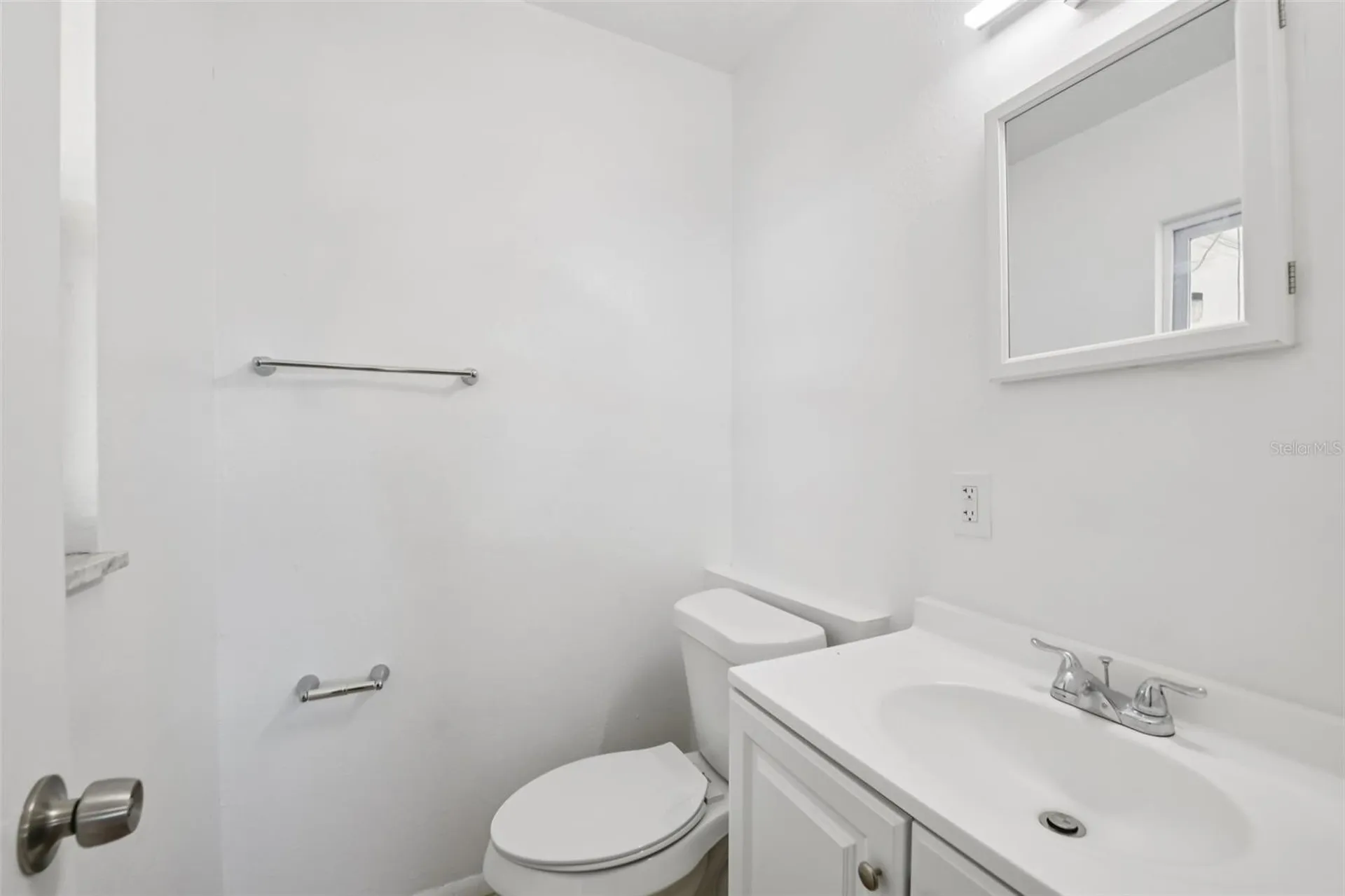 2313 Fleet Circle Orlando FL 32817