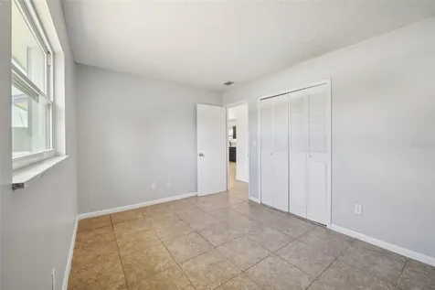 2313 Fleet Circle Orlando FL 32817