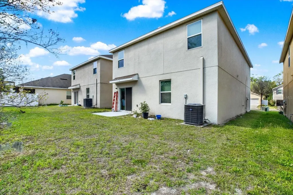 10219 Hawk Storm Avenue Tampa FL 33610