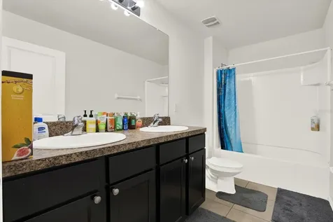 10219 Hawk Storm Avenue Tampa FL 33610