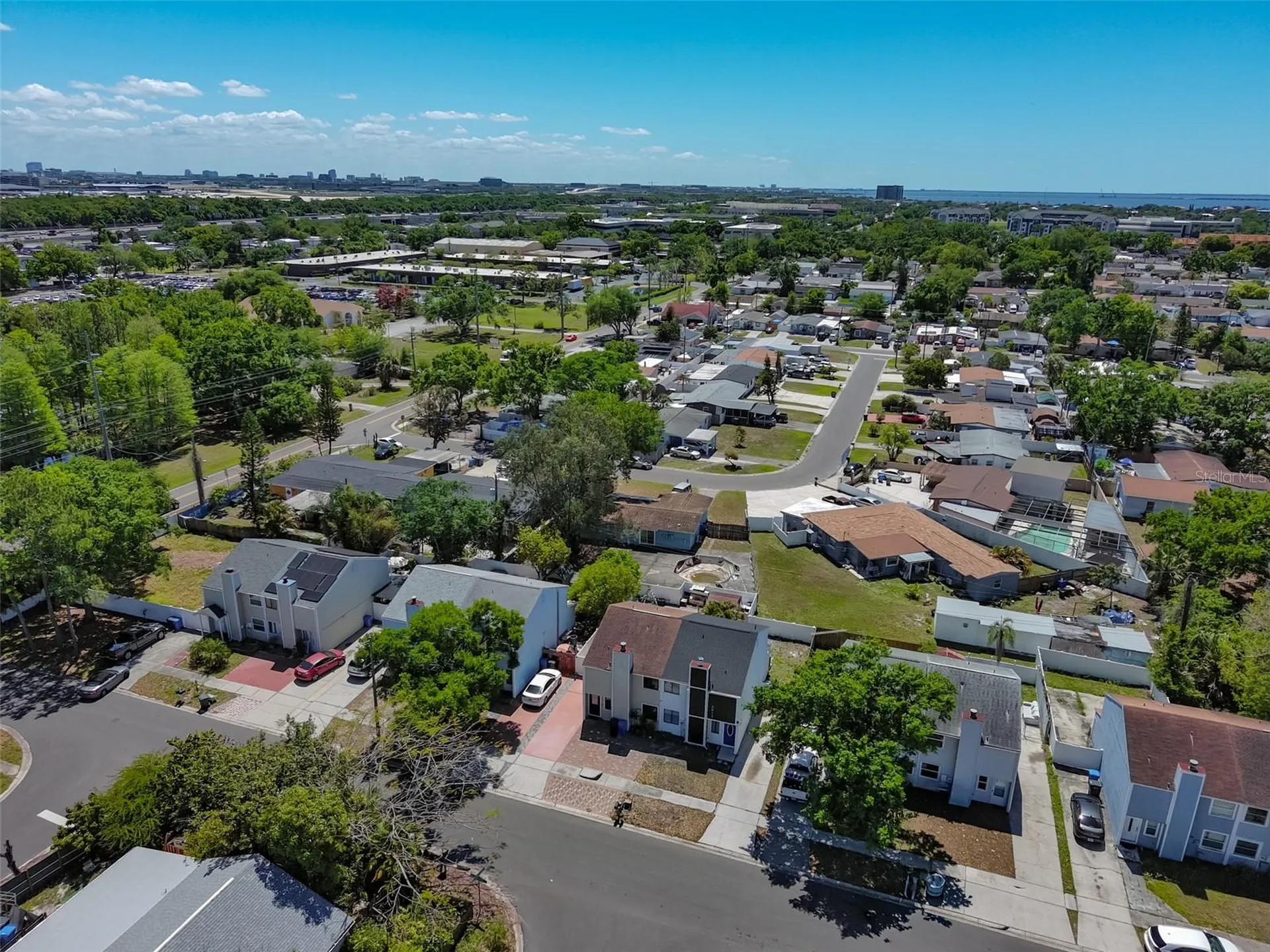 6412 Rockpointe Drive Tampa FL 33634
