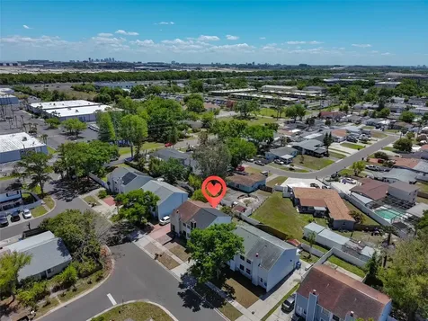 6412 Rockpointe Drive Tampa FL 33634