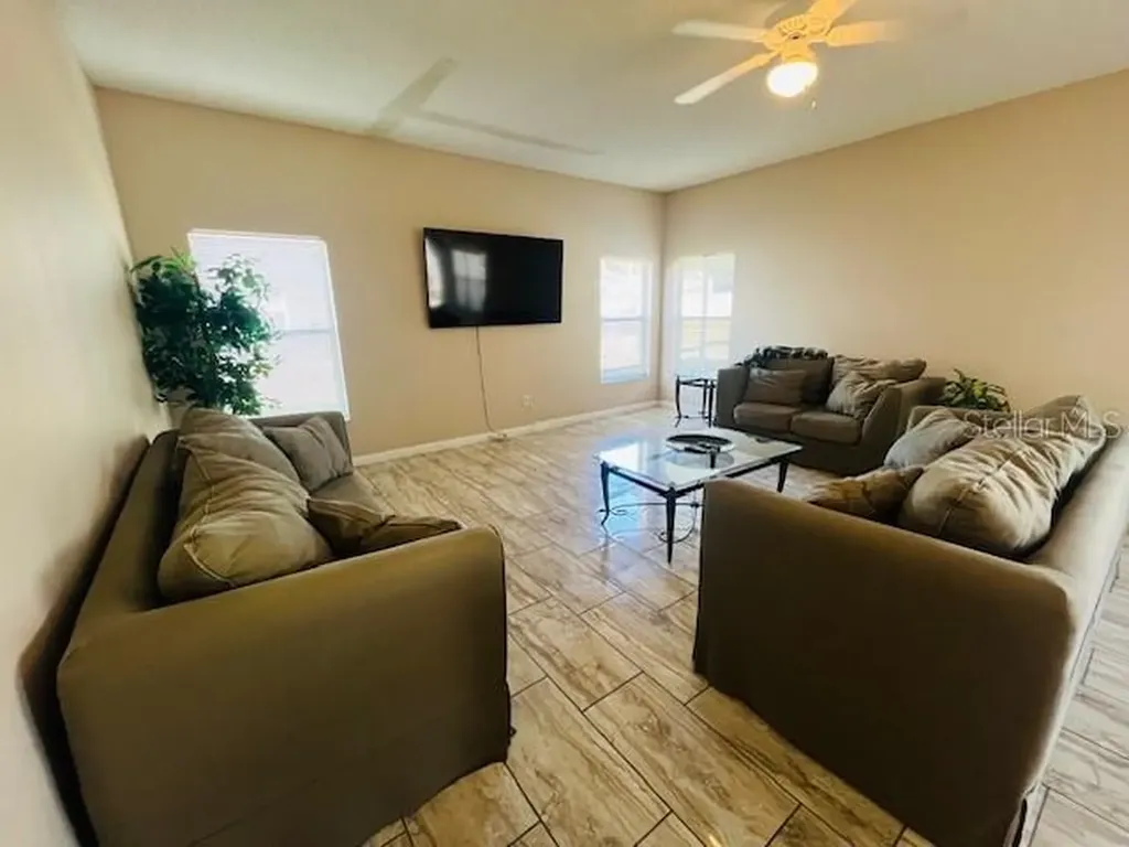 439 Bloomingdale Drive Davenport FL 33897