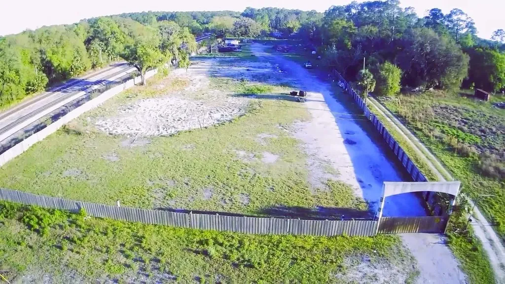 2504 Old New York Avenue Deland FL 32720