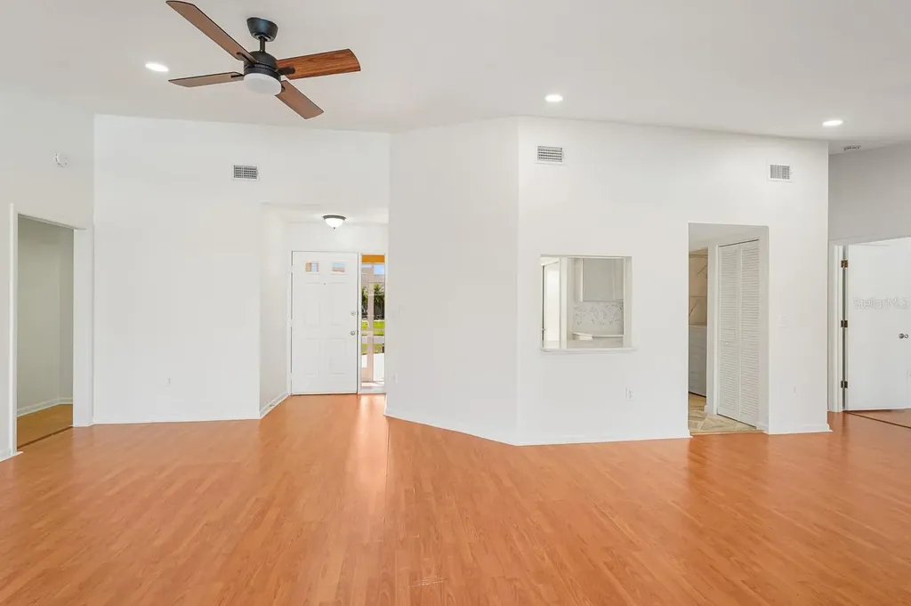 3323 Meadow Run Circle Venice FL 34293