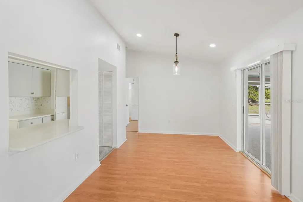 3323 Meadow Run Circle Venice FL 34293
