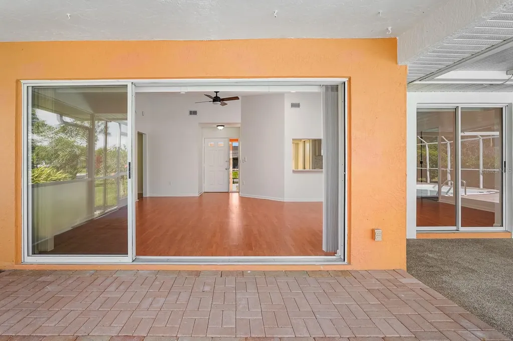 3323 Meadow Run Circle Venice FL 34293