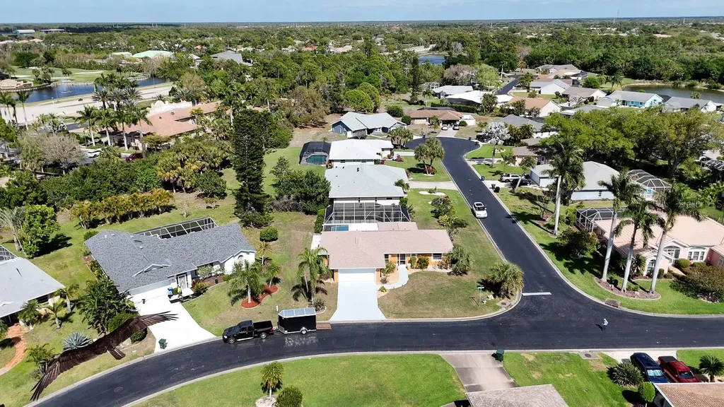 3323 Meadow Run Circle Venice FL 34293