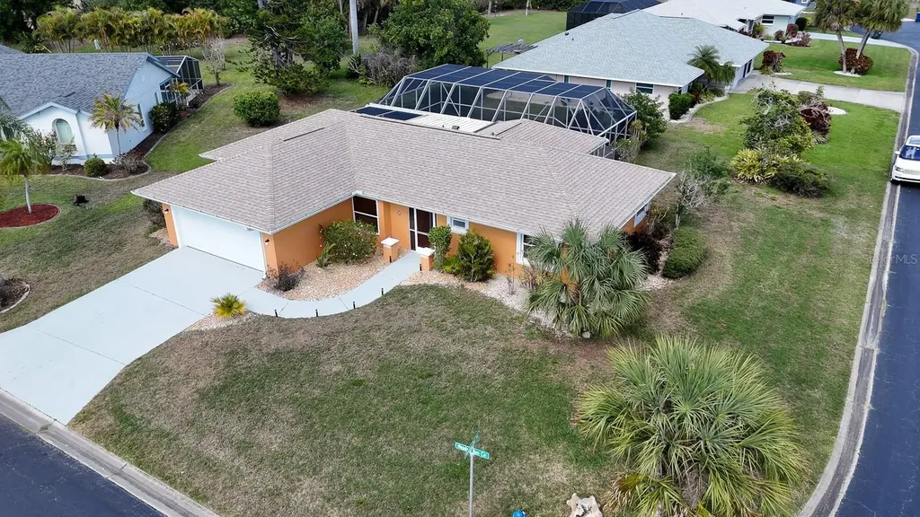3323 Meadow Run Circle Venice FL 34293