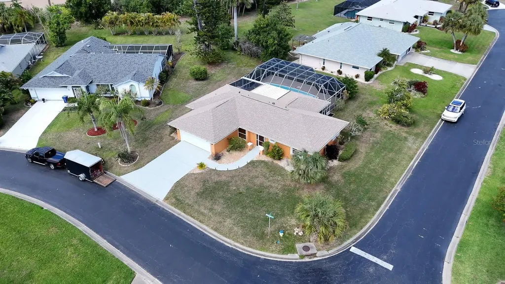 3323 Meadow Run Circle Venice FL 34293
