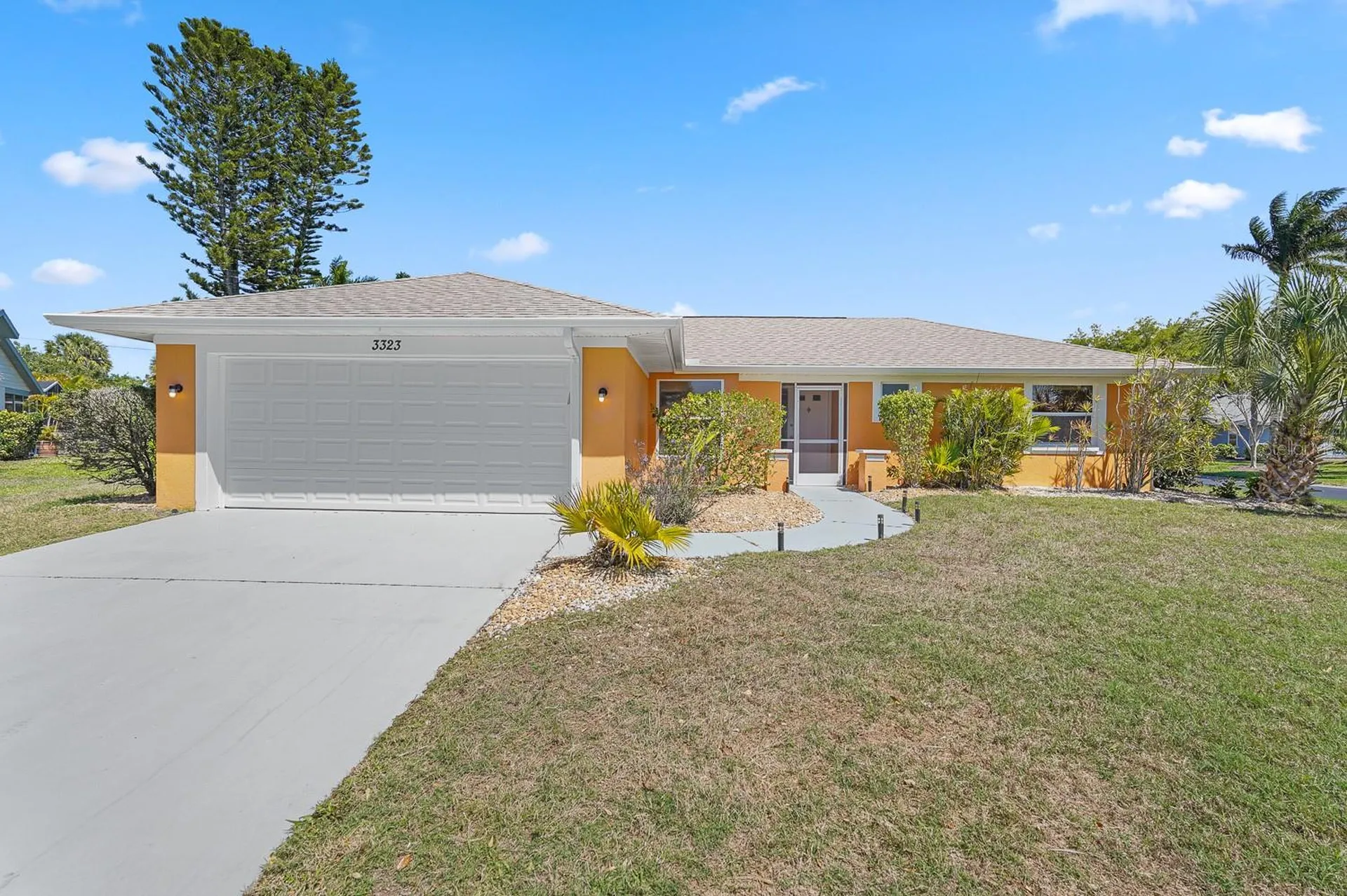 3323 Meadow Run Circle Venice FL 34293