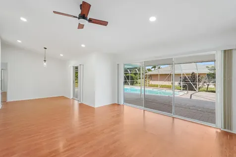 3323 Meadow Run Circle Venice FL 34293