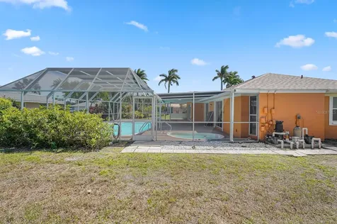 3323 Meadow Run Circle Venice FL 34293