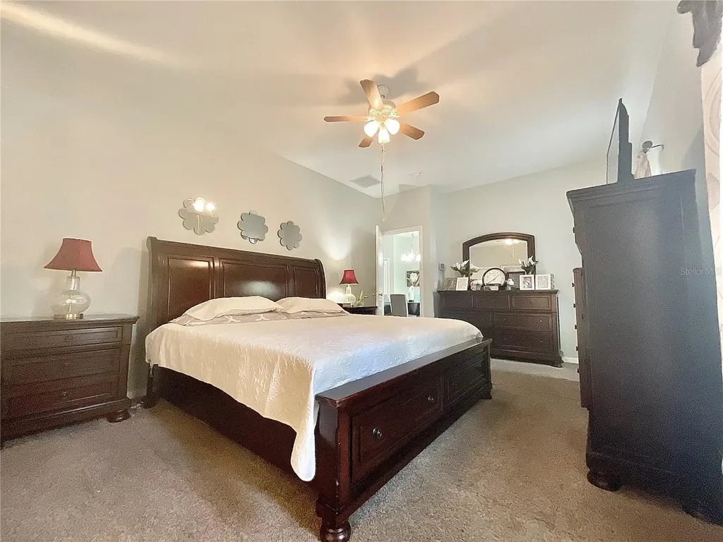 907 Hacienda Circle Kissimmee FL 34741