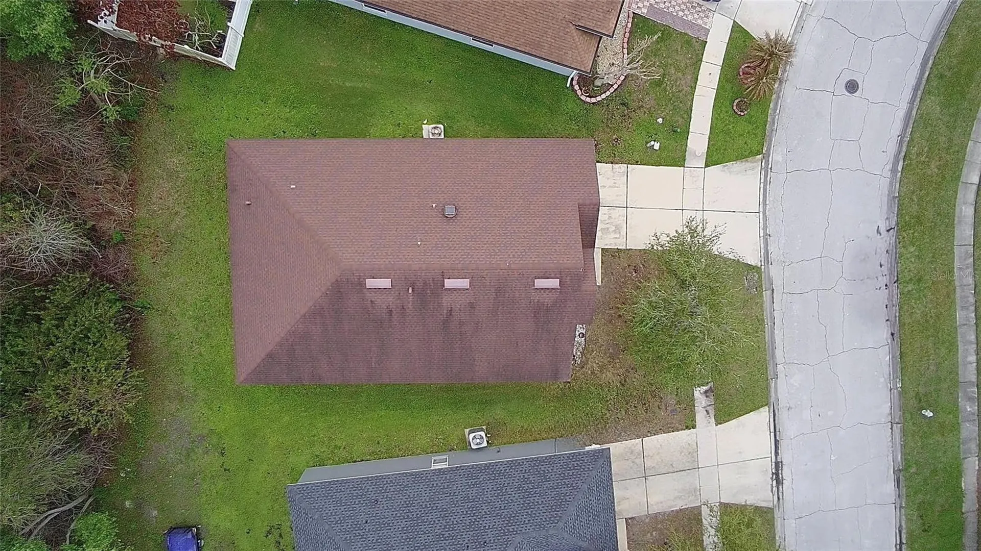 907 Hacienda Circle Kissimmee FL 34741