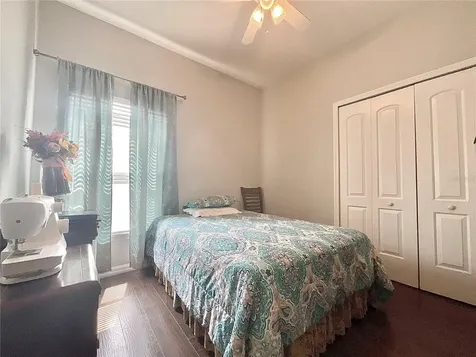 907 Hacienda Circle Kissimmee FL 34741