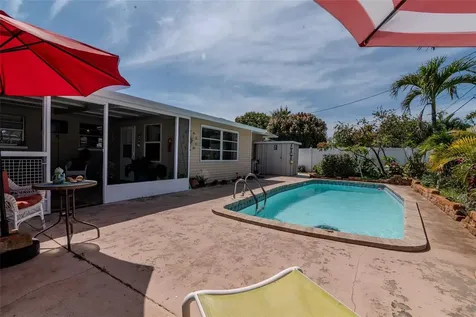 4101 Yardley Avenue N St Petersburg FL 33713