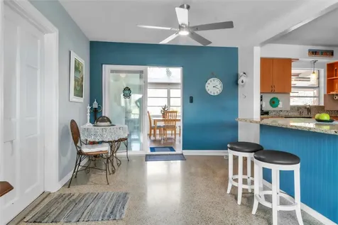 4101 Yardley Avenue N St Petersburg FL 33713