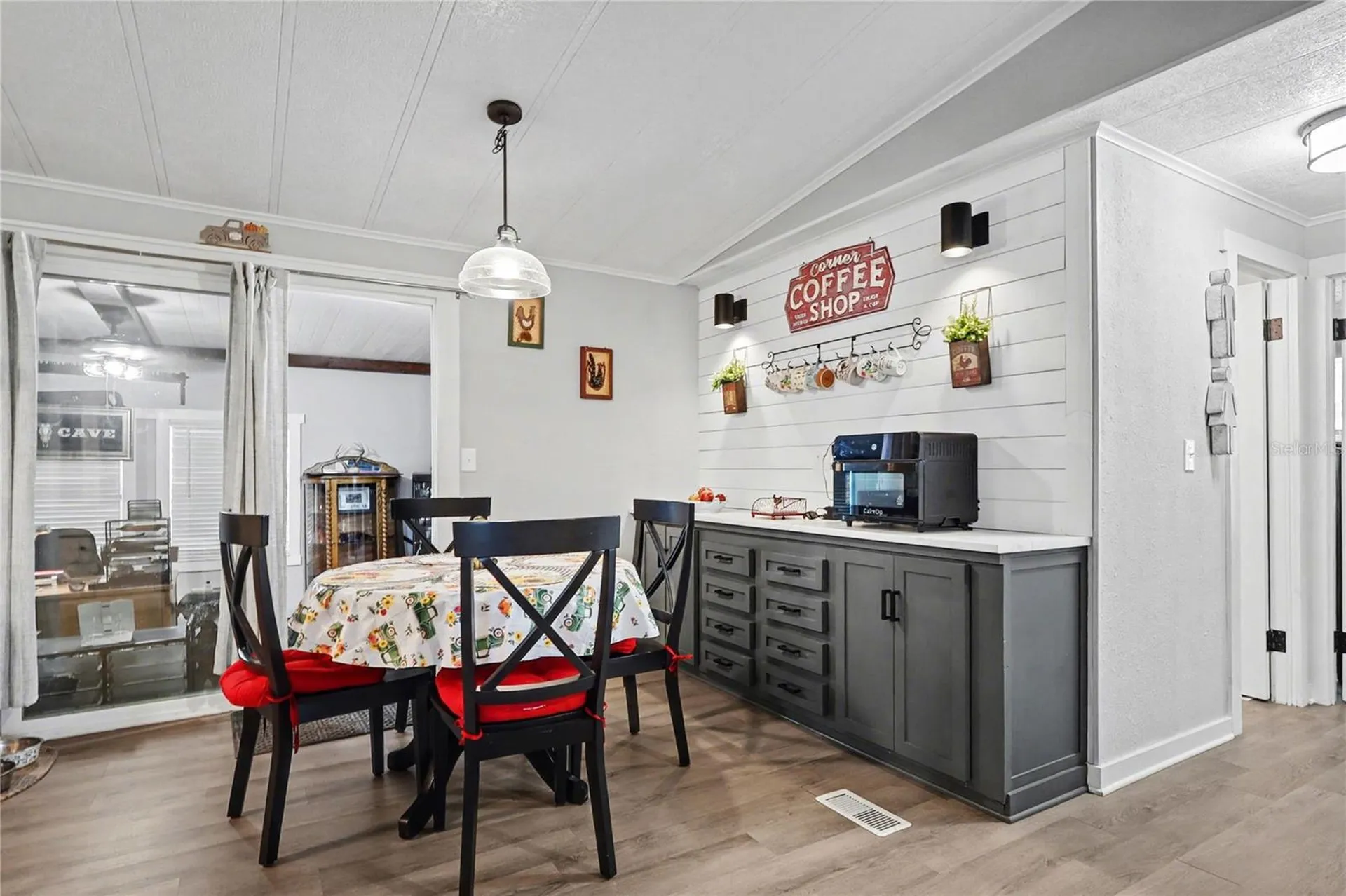 2055 S Floral Avenue Bartow FL 33830