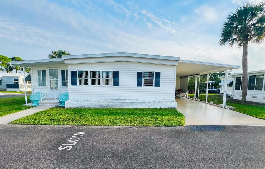 2282 Piazza Drive Sarasota FL 34238