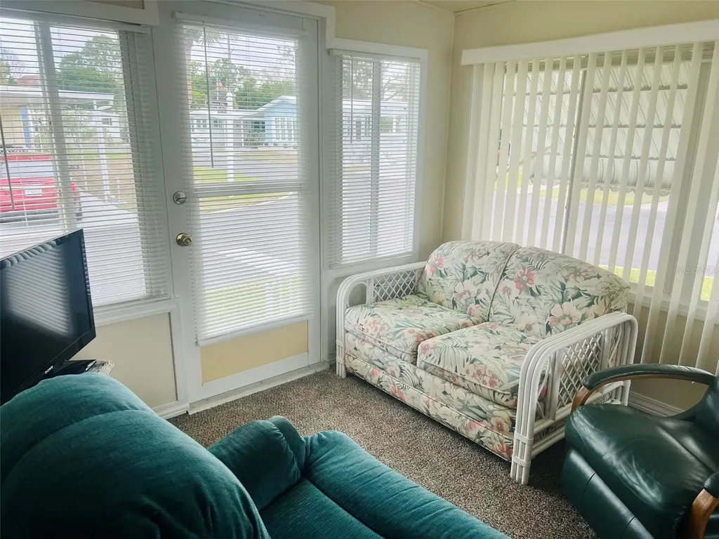 2282 Piazza Drive Sarasota FL 34238