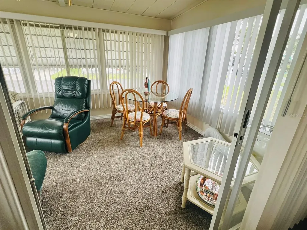 2282 Piazza Drive Sarasota FL 34238