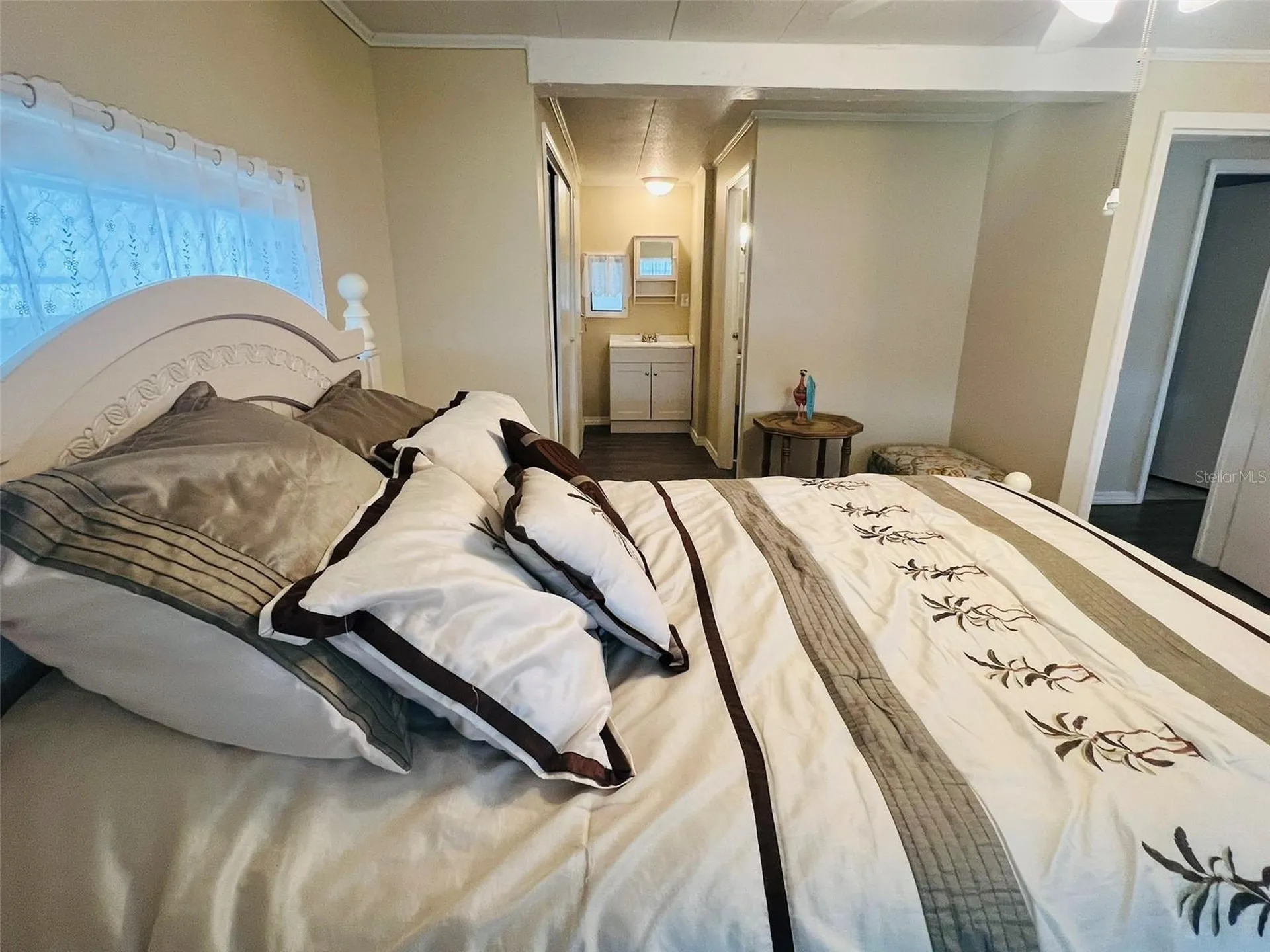 2282 Piazza Drive Sarasota FL 34238