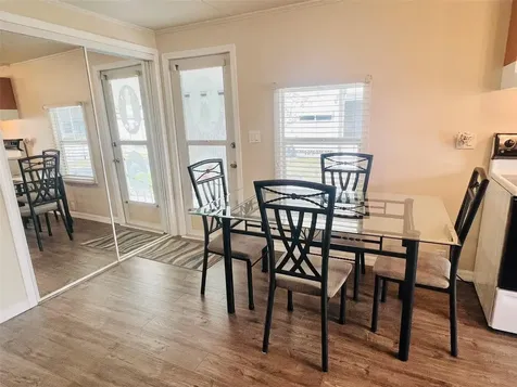 2282 Piazza Drive Sarasota FL 34238