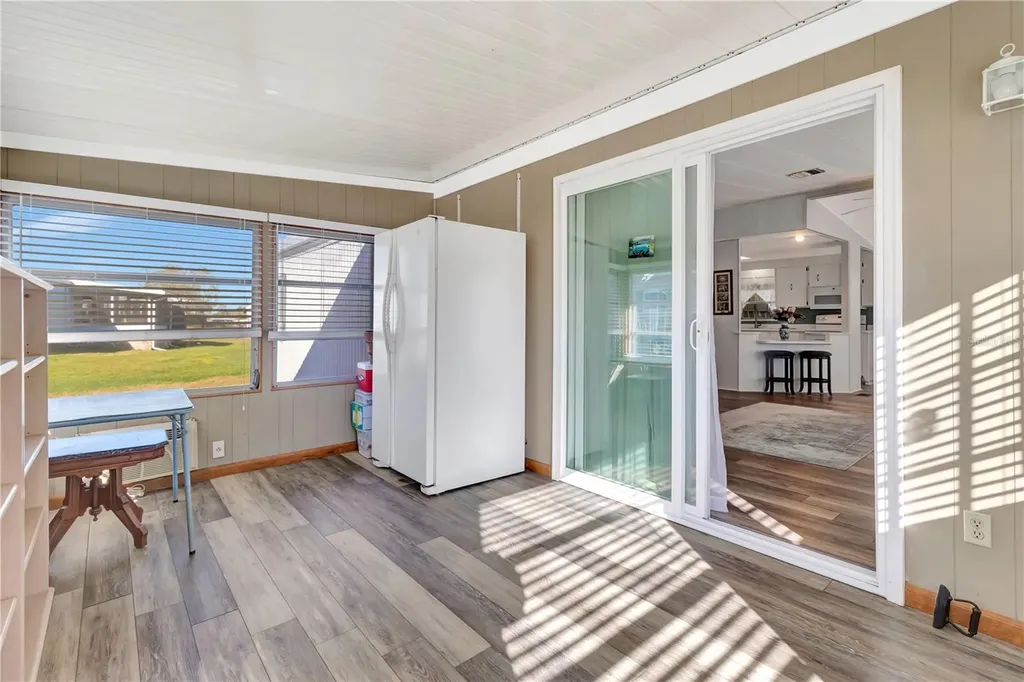 2236 Evergreen Circle Zellwood FL 32798