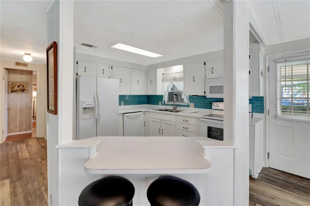2236 Evergreen Circle Zellwood FL 32798