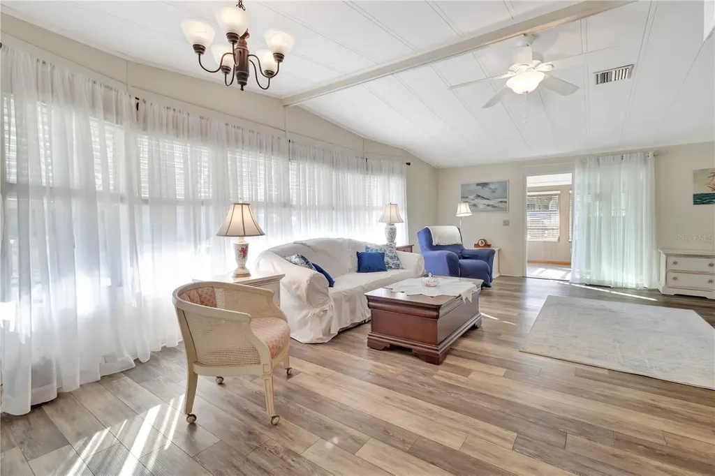 2236 Evergreen Circle Zellwood FL 32798