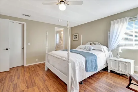 2236 Evergreen Circle Zellwood FL 32798
