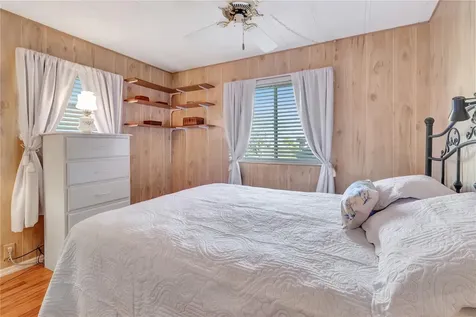 2236 Evergreen Circle Zellwood FL 32798