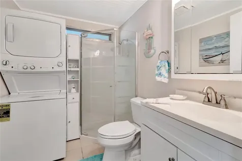 2236 Evergreen Circle Zellwood FL 32798