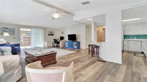 2236 Evergreen Circle Zellwood FL 32798