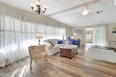 2236 Evergreen Circle Zellwood FL 32798