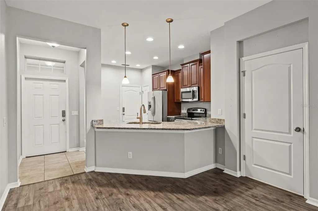 12581 Streamdale Drive Tampa FL 33626