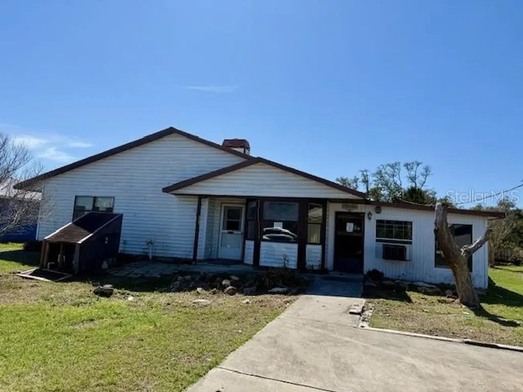 8 Sweetbay Drive Palm Coast FL 32137