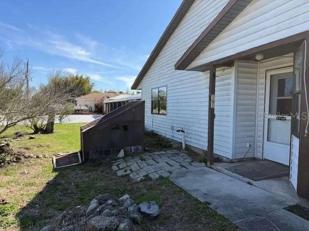 8 Sweetbay Drive Palm Coast FL 32137