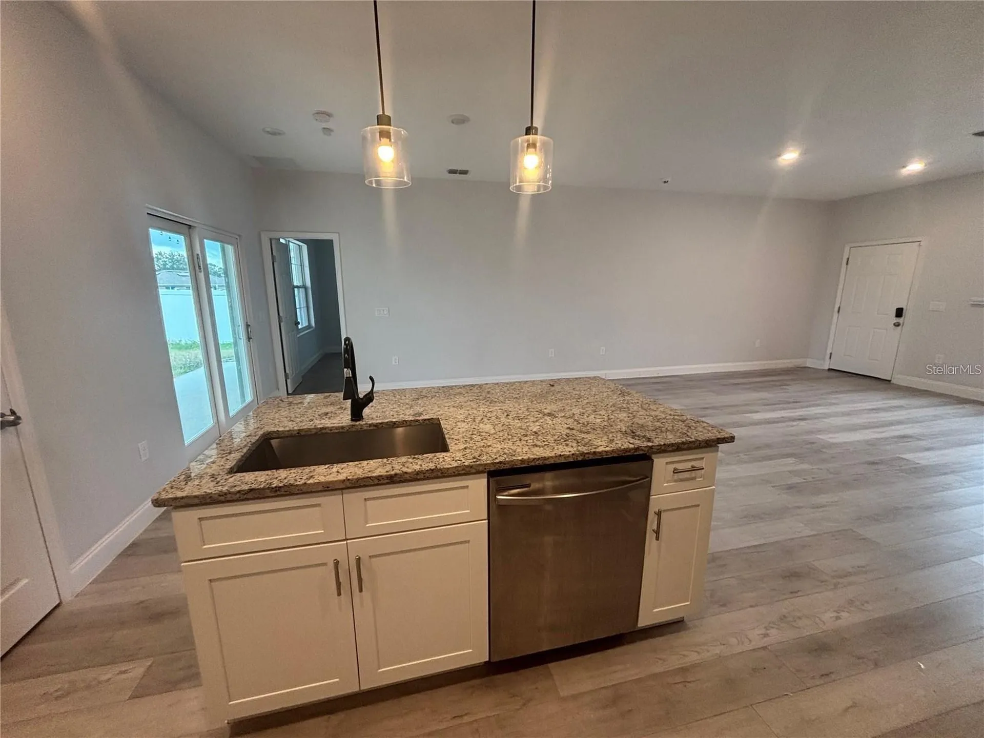 423 Churchill Court Kissimmee FL 34759