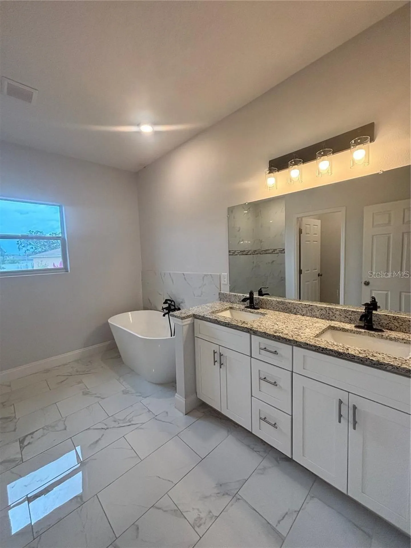 423 Churchill Court Kissimmee FL 34759