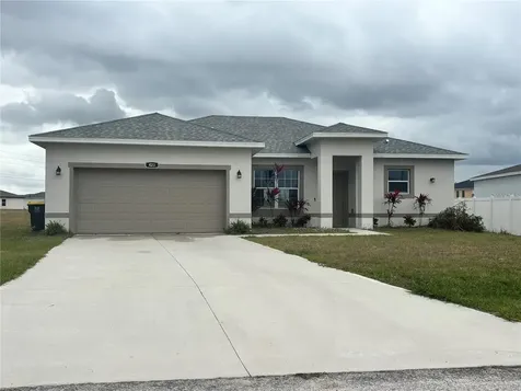 423 Churchill Court Kissimmee FL 34759
