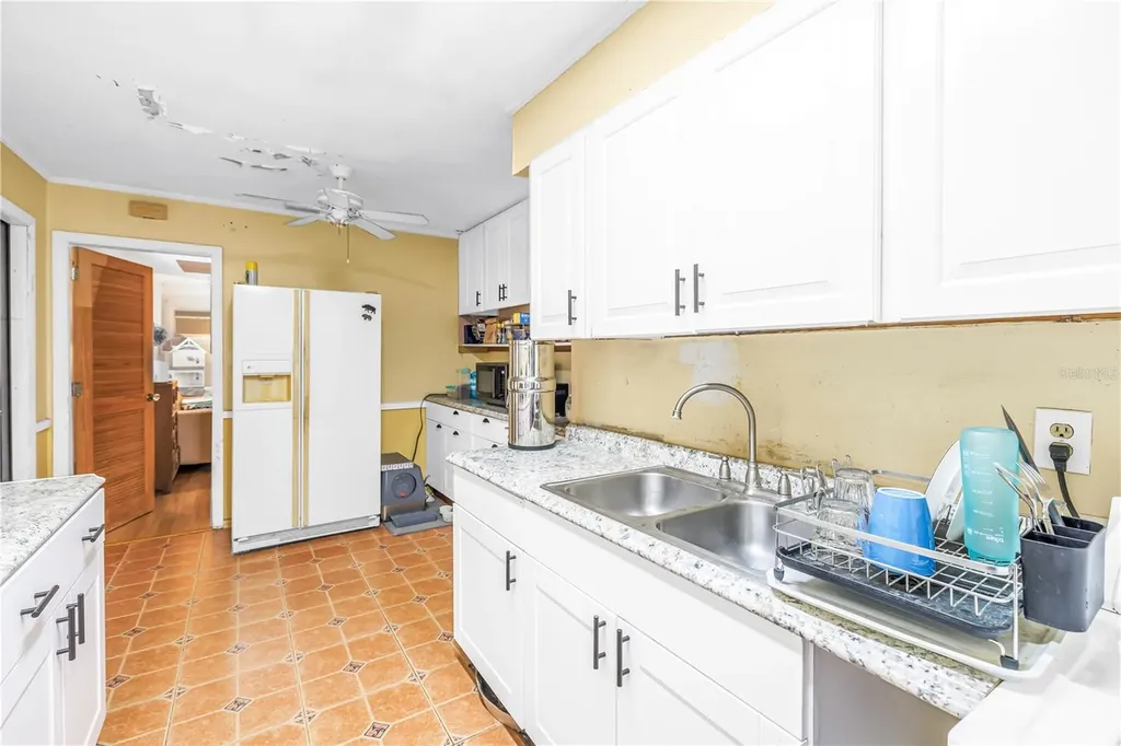 2334 Prospect Street Sarasota FL 34239