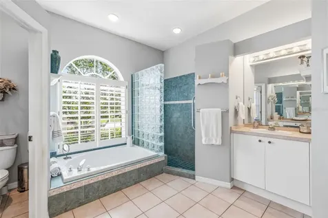 9651 Venturi Drive Trinity FL 34655