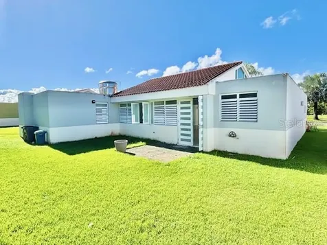 746 Camino De Los Cedros Gurabo PR 00778