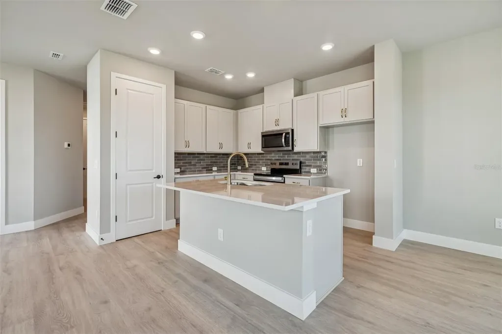 11734 Full Moon Loop Parrish FL 34219