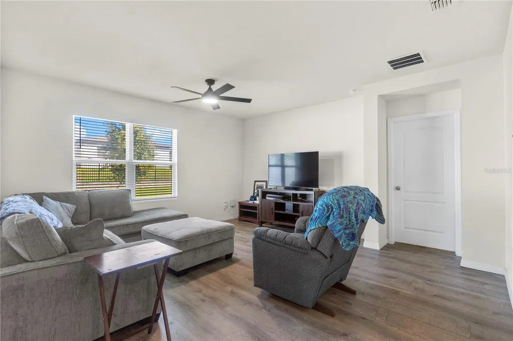 29320 Armoyan Boulevard Leesburg FL 34748